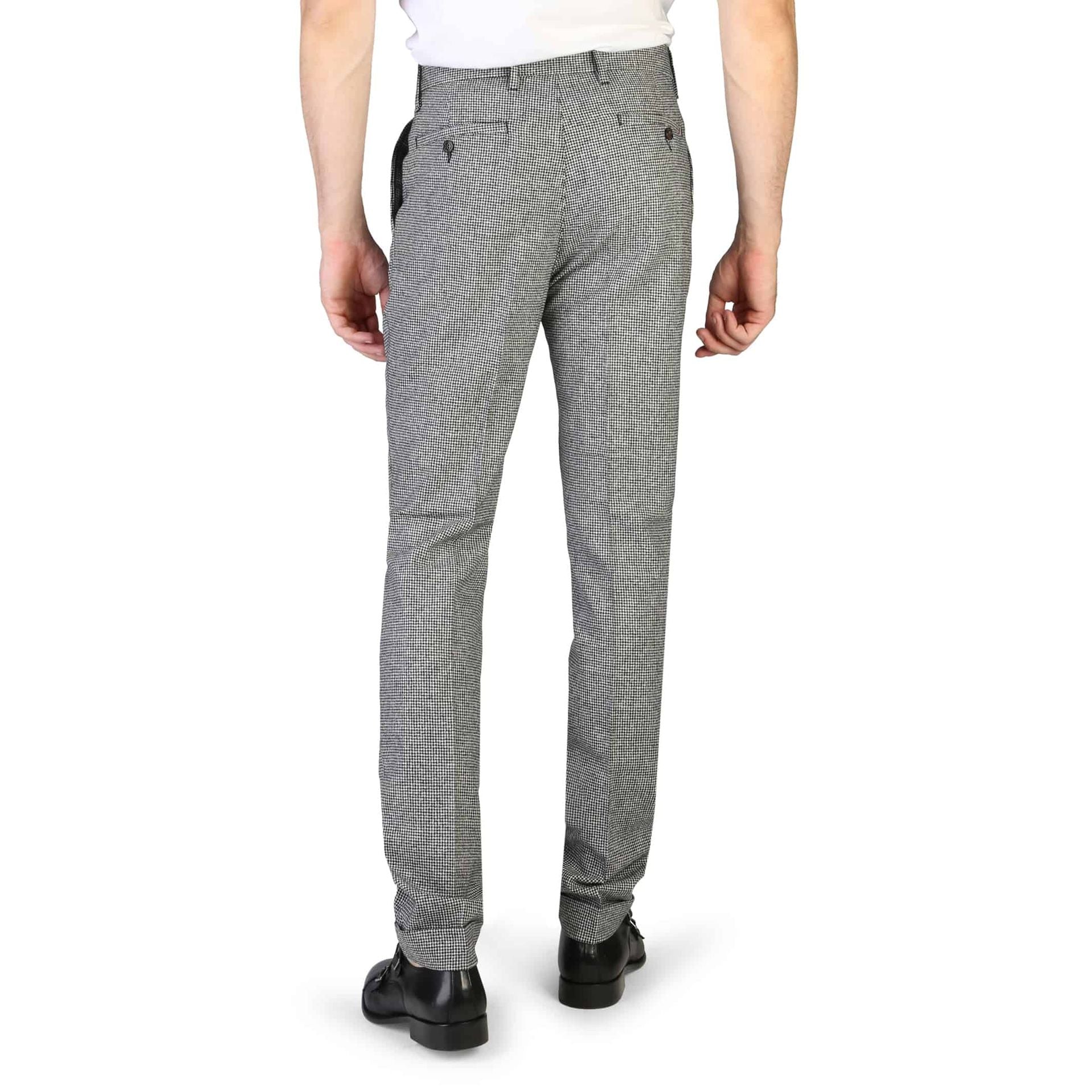 Tommy Hilfiger Trousers - Fizigo